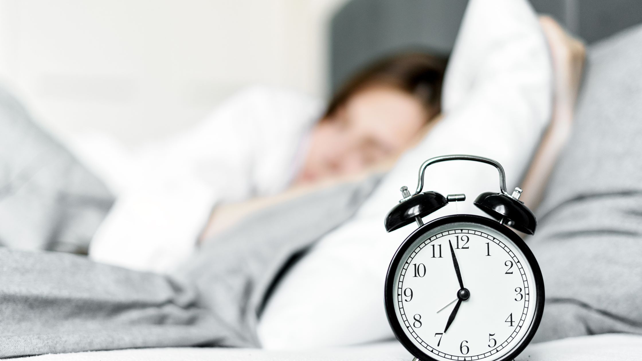 Why Poor Sleep in Perimenopause Makes Anxiety, Brain Fog and Emotions Feel Worse